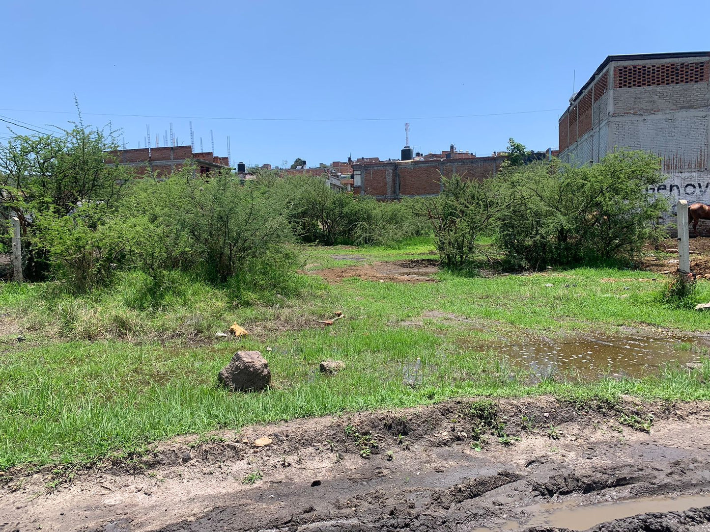 *Terreno en Venta en 3 de Agosto