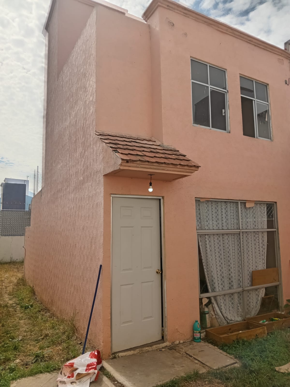 Casa con Terreno en Venta en Lomas de la Maestranza