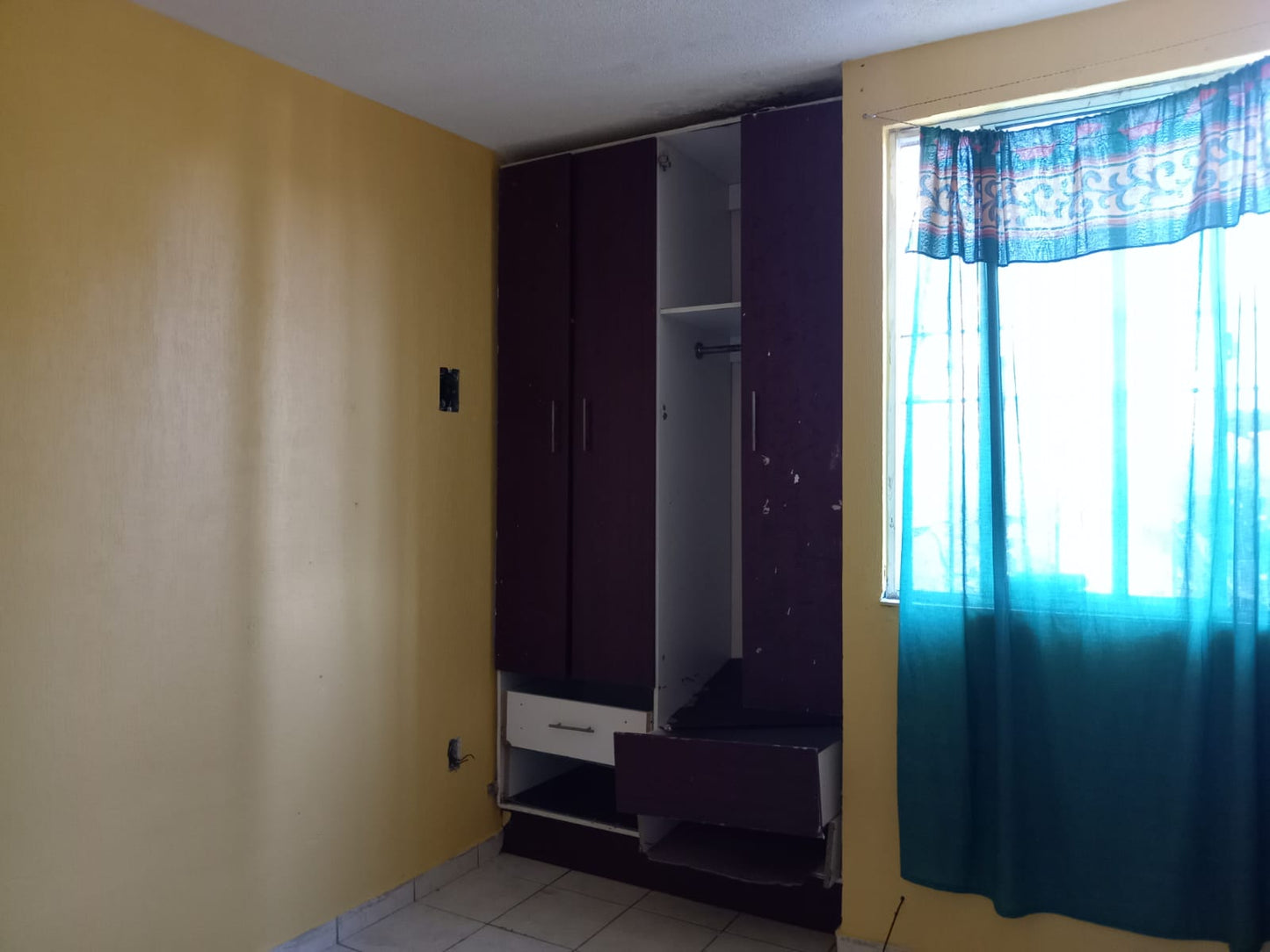 Pie de Casa en Venta Metrópolis III