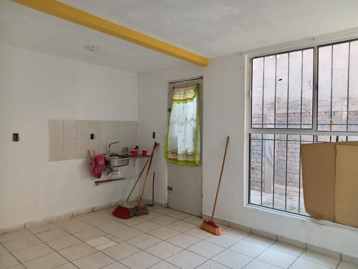 Pie de Casa en Venta Metrópolis III