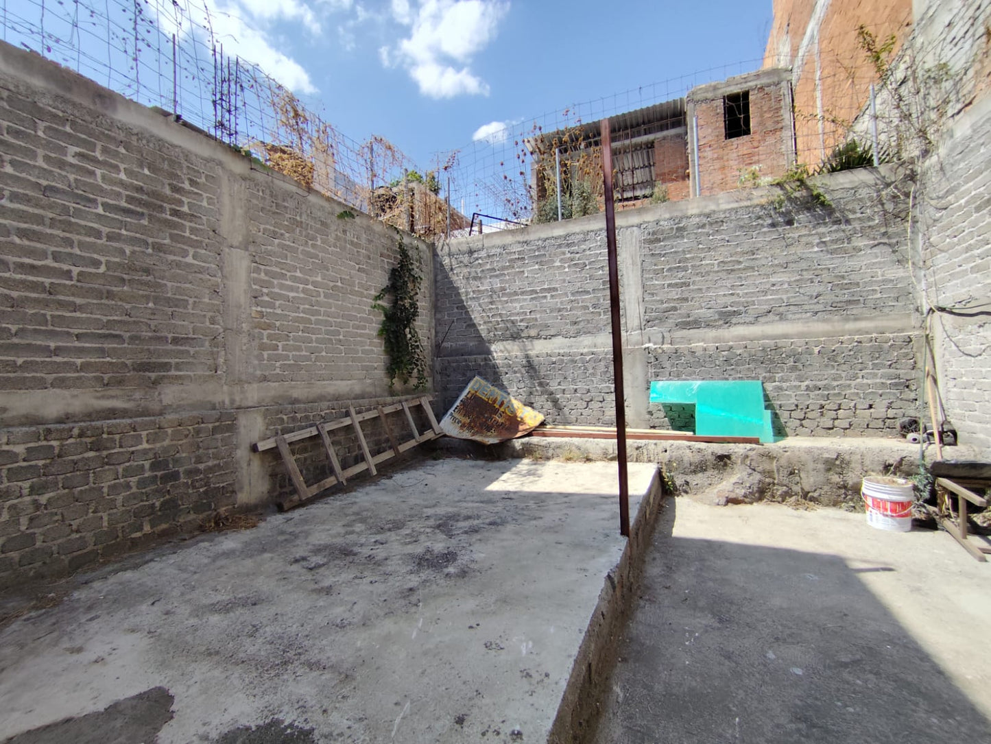 Pie de Casa en Venta en San Itzidro Itzicuaro