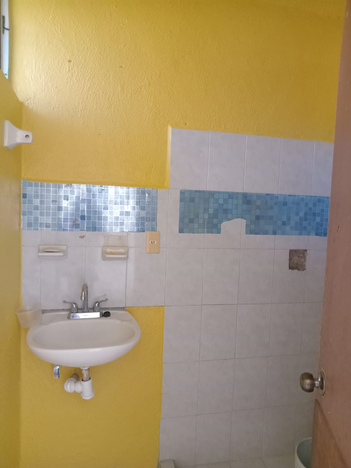 Pie de Casa en Venta Metrópolis III