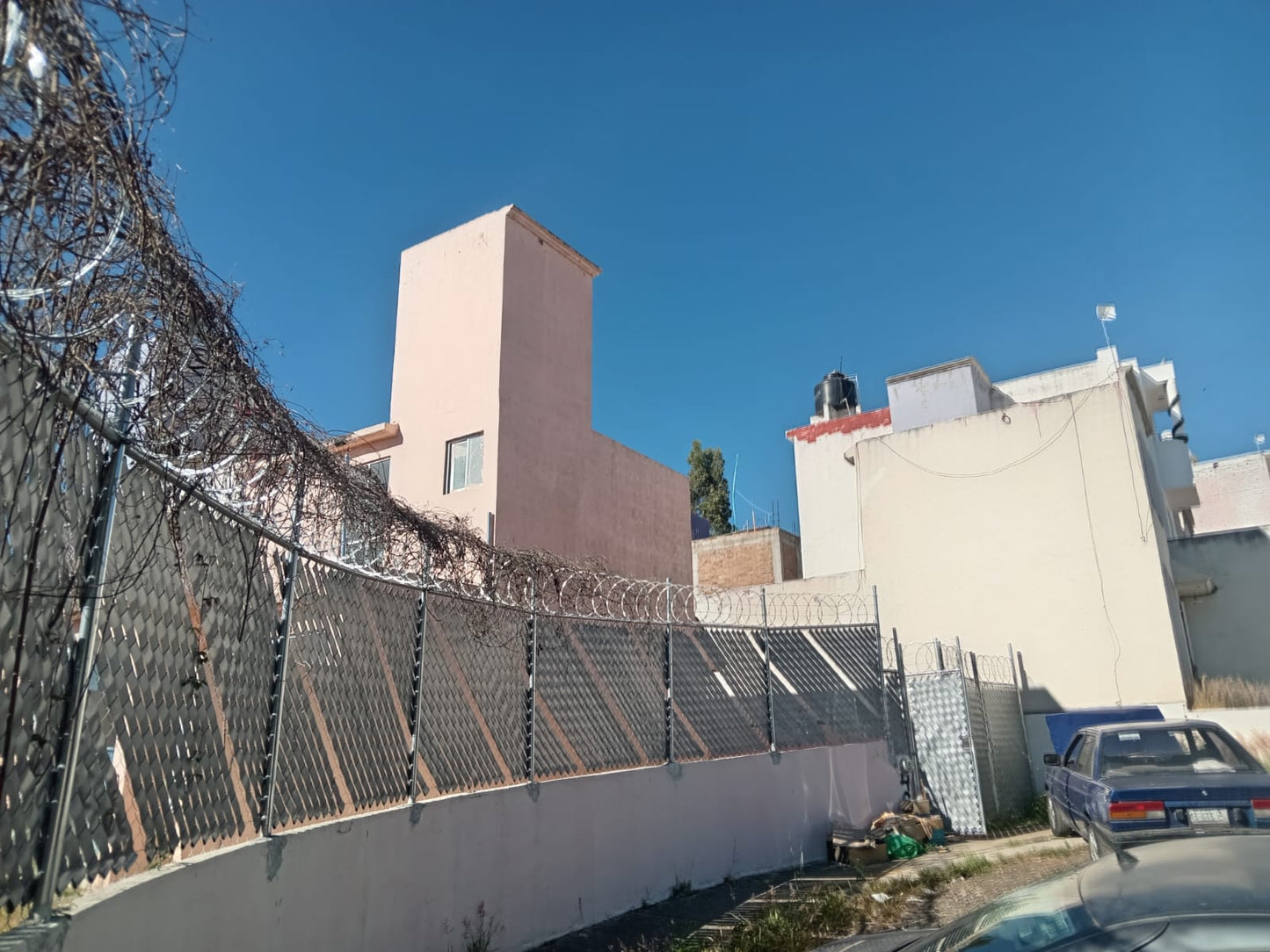 Casa con Terreno en Venta en Lomas de la Maestranza