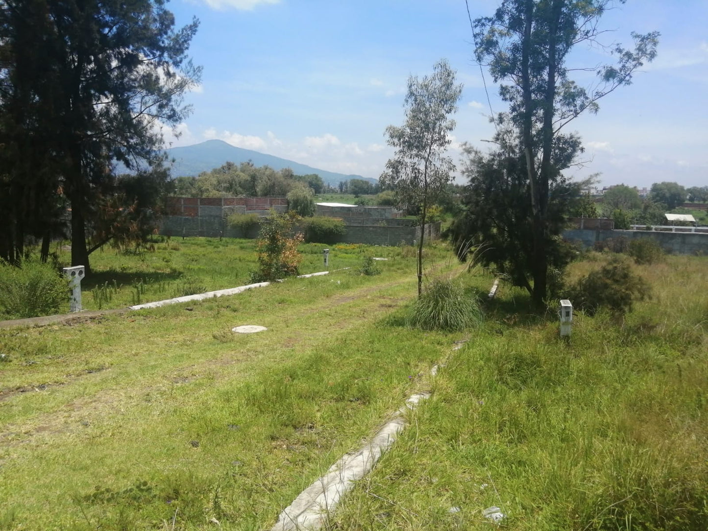 Terreno en Venta en San Isidro Itzicuaro