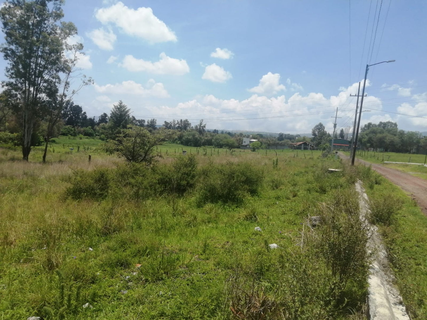 Terreno en Venta en San Isidro Itzicuaro