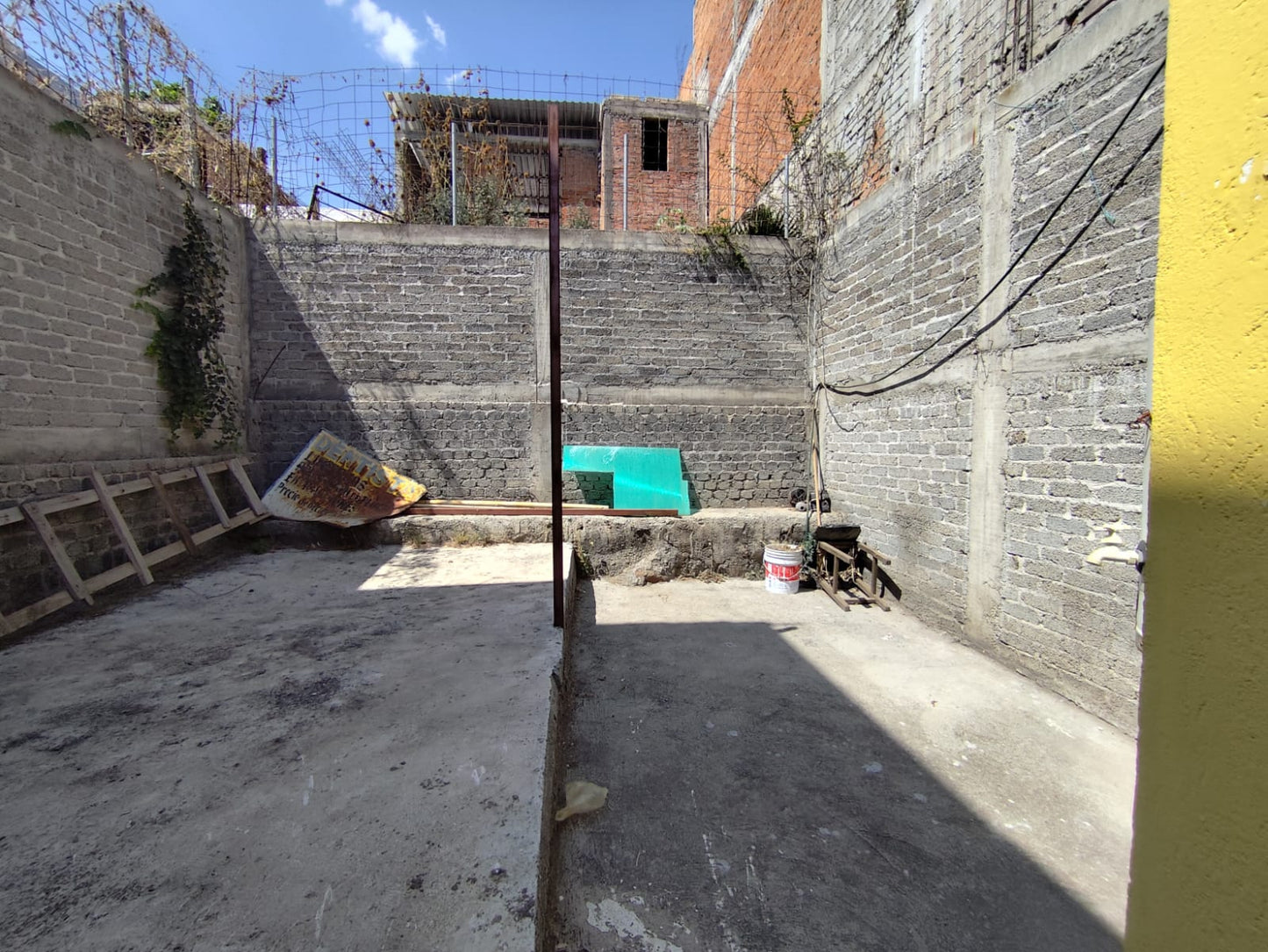 Pie de Casa en Venta en San Itzidro Itzicuaro