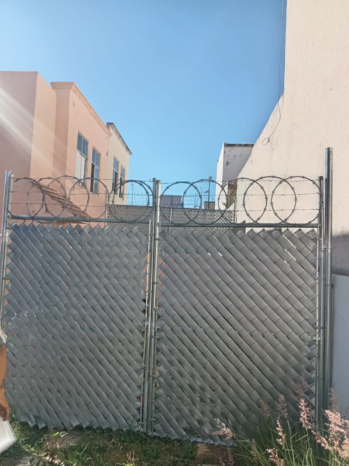 Casa con Terreno en Venta en Lomas de la Maestranza