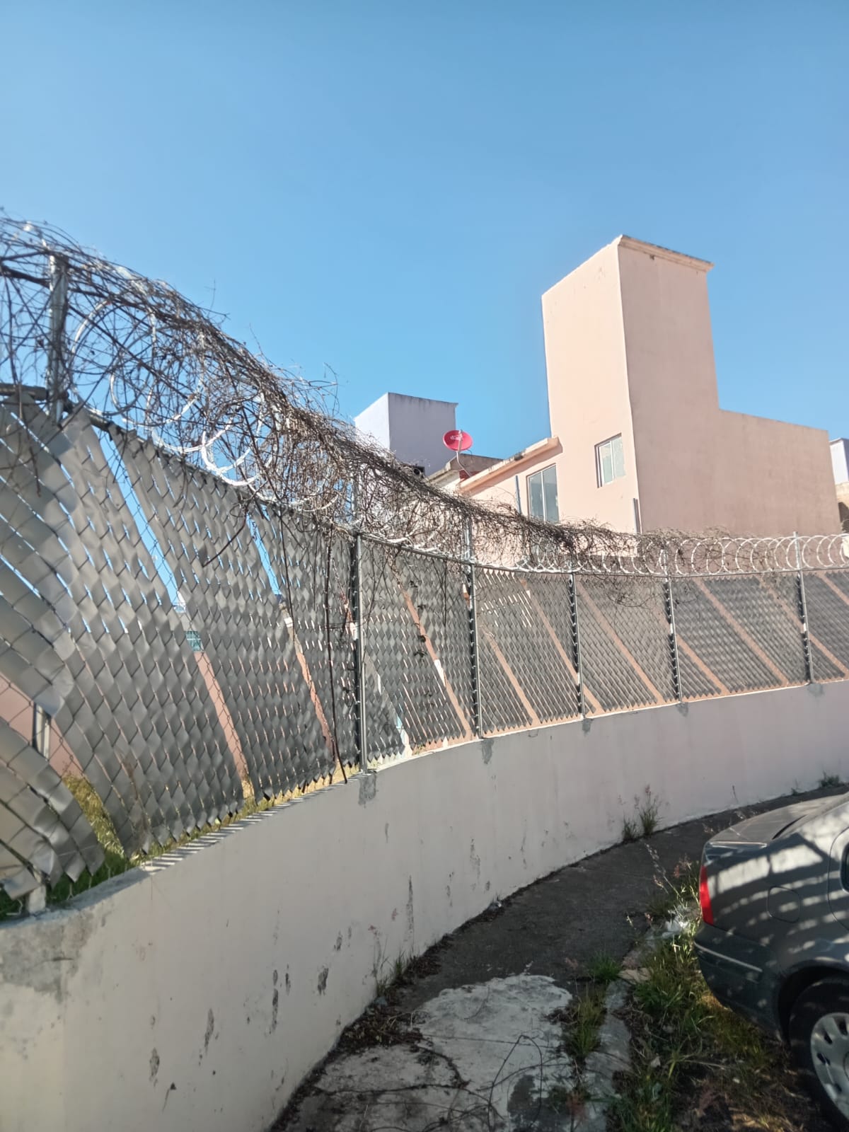 Casa con Terreno en Venta en Lomas de la Maestranza