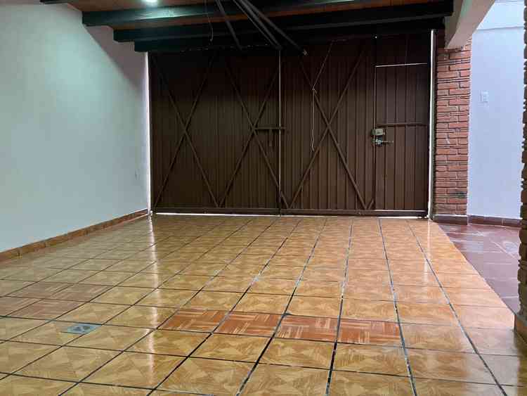 casa en venta calle patzimba vista bella morelia michoacan de ocampo pCnOgmv